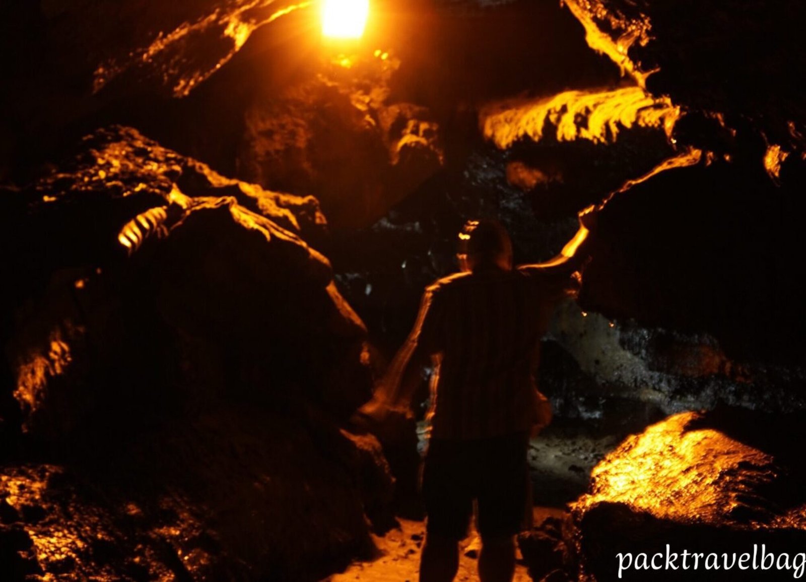 Gruta do Carvão. Jaskinia w Ponta Delgada