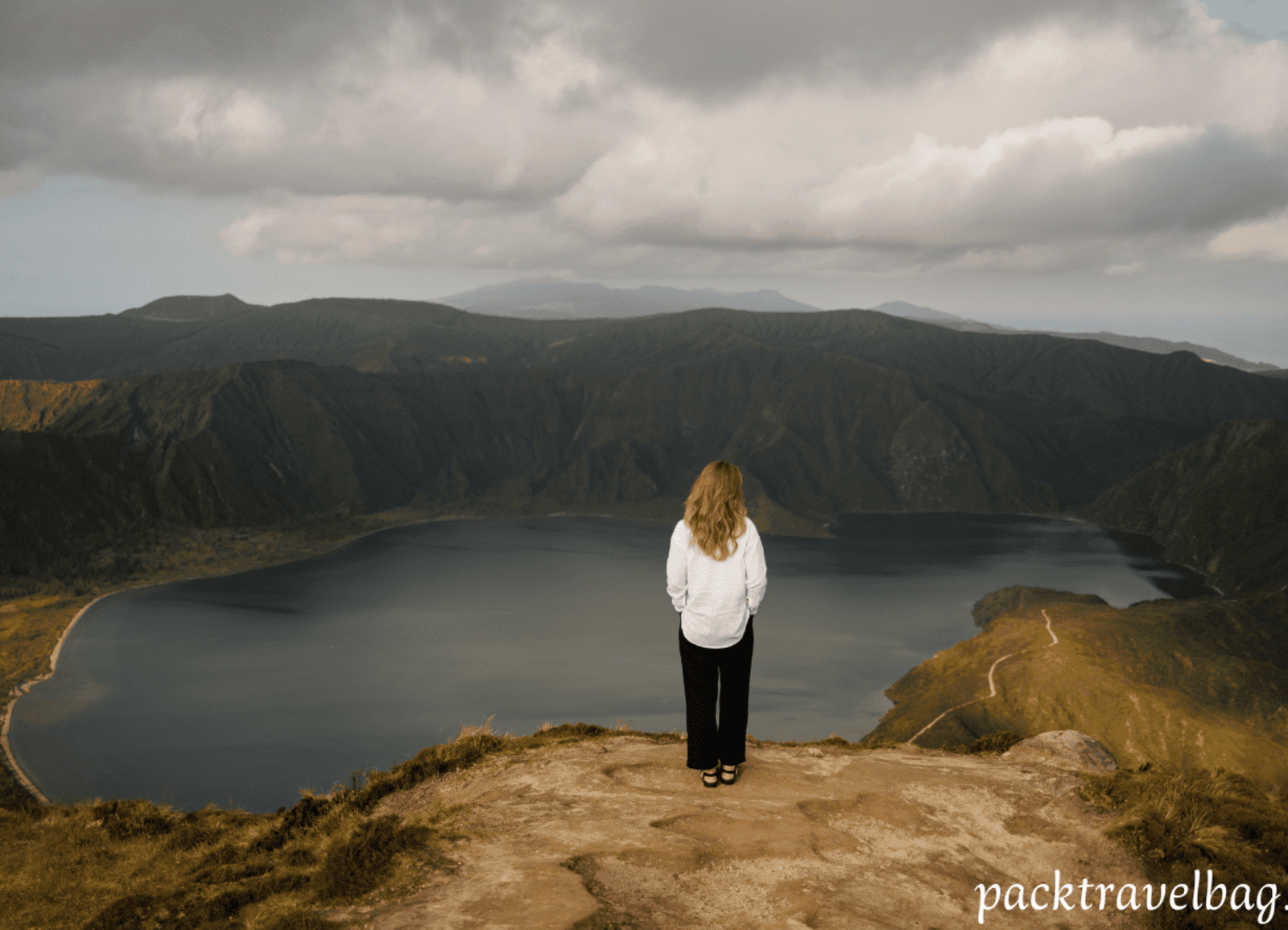 Lagoa do Fogo. Jezioro na środku São Miguel